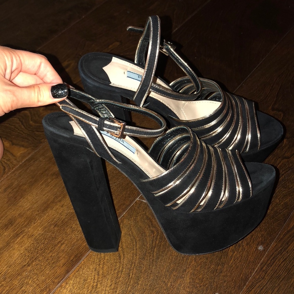 Prada platform